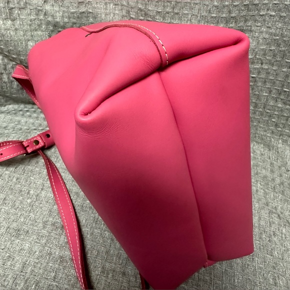 Portland Leather pink medium crossbody - Picture 6 of 16